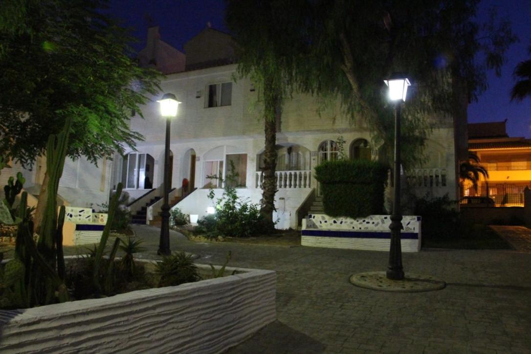 Bonita Casa En Urbanizacion Privada Muy Cerca Del Mar Y De Alicante Gran Alacant Exteriér fotografie