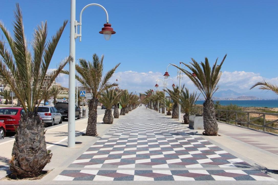 Bonita Casa En Urbanizacion Privada Muy Cerca Del Mar Y De Alicante Gran Alacant Exteriér fotografie